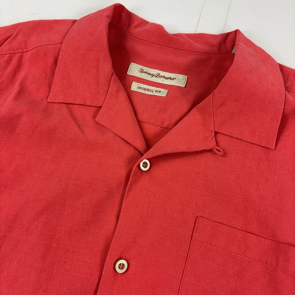 Tommy Bahama Shirt Mens Large Red Silk Short Sleeve Camp Button Up Original Fit